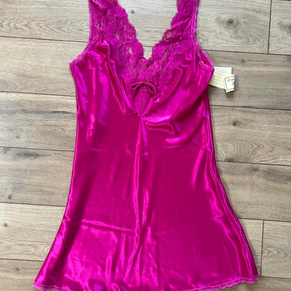 Vintage deadstock hot pink satin slip